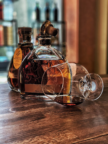 Vinotéka Vinopolitan - Gastronómia a pohostinstvo