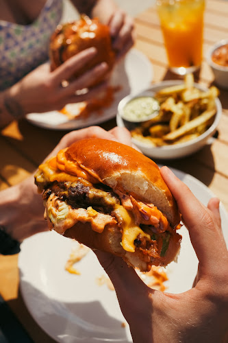 Opinii despre Roxor în Bratislava - Gastronómia a pohostinstvo