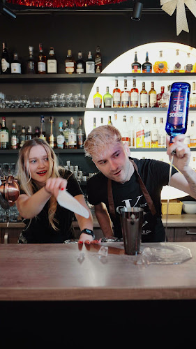 Opinii despre LUXURY COCKTAIL BAR în Žilina - Gastronómia a pohostinstvo
