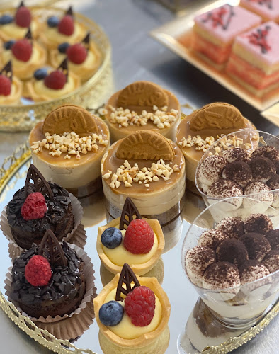 Cukráreň-čokoládovňa Emili /pri gymnáziu PD/ - Gastronómia a pohostinstvo