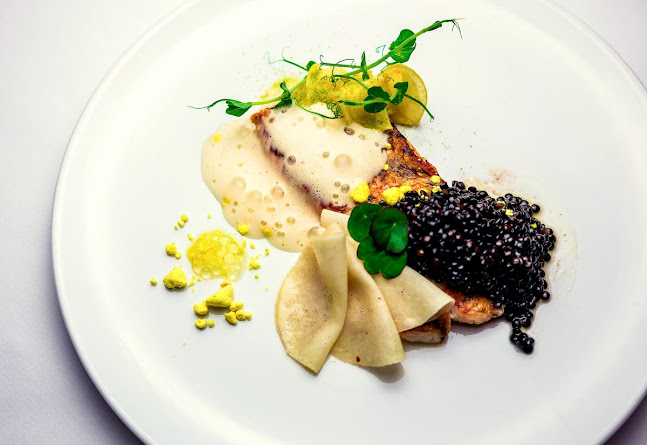 Slávia - Gastronómia a pohostinstvo