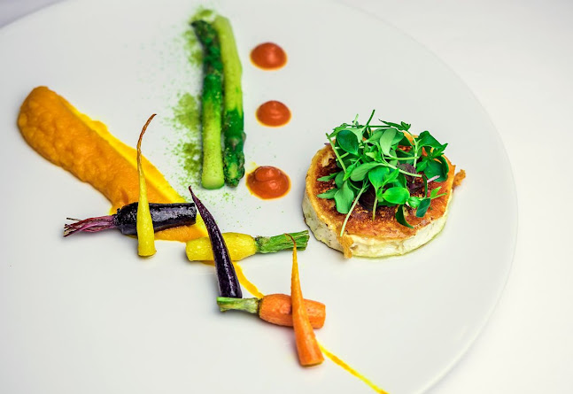 Slávia - Gastronómia a pohostinstvo