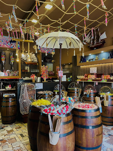 Pirate’s Bonbons/Caffé Trieste