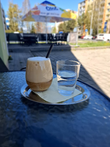 Comentarii opinii despre Flat Cafe