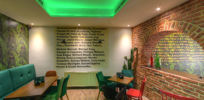 Deja Vu Coffee - Gastronómia a pohostinstvo