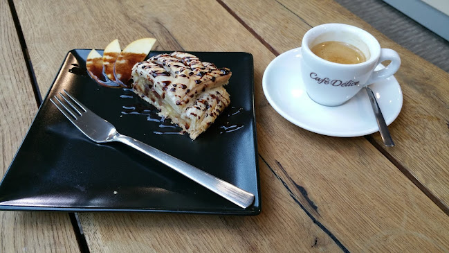 Opinii despre Café Délice wine&coffee în Staré Mesto - Gastronómia a pohostinstvo