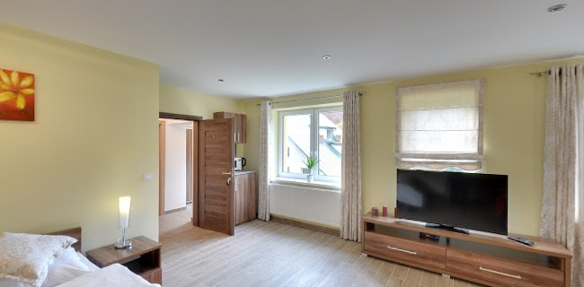 Comentarii opinii despre Partizán Rezort