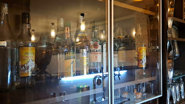 Opinii despre Royal Kashmir Restaurant în Staré Mesto - Gastronómia a pohostinstvo