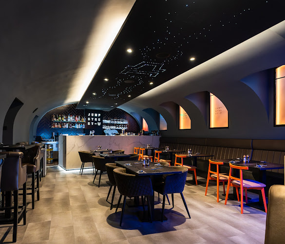 JUMP STREET Burger & Bar - Bratislava