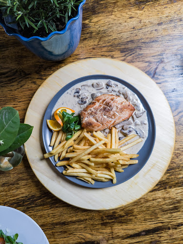 Pizza Aura - Pizza & Beer