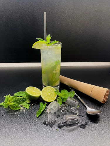 Comentarii opinii despre Cleo café & cigar club