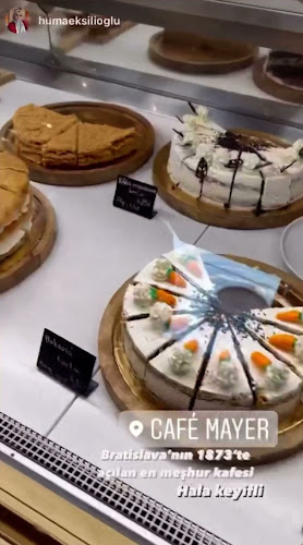 Opinii despre Cafe Mayer în Staré Mesto - Gastronómia a pohostinstvo