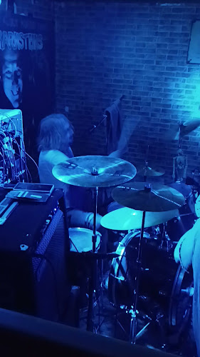 Včelín Music Bar - Záturčie