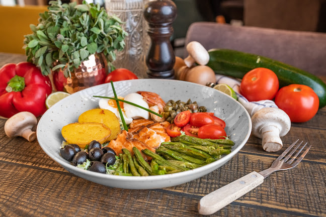 Opinii despre Le Papillon Slovak Fusion Restaurant în Bratislava - Gastronómia a pohostinstvo