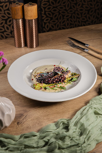 Opinii despre TOWERS Prime Steakhouse | since 2009 în Bratislava - Gastronómia a pohostinstvo