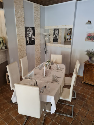 Reštaurácia Hokejka Ewell s.r.o. - Púchov