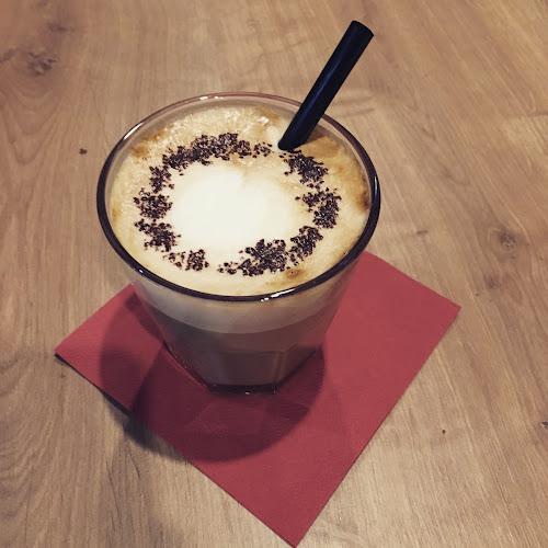 KÁVY SVETA | FRISS KÁVÉ | COFFEE WORLD - Komárno