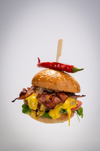 Opinii despre R2 pub&coffee în Lučenec - Gastronómia a pohostinstvo