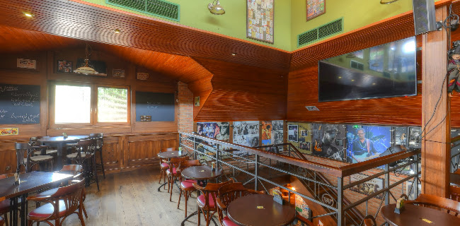 Woodstock Bar&Restaurant - Gastronómia a pohostinstvo