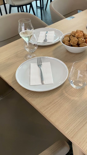 Opinii despre TakeOff restaurant&coffee în Bratislava - Gastronómia a pohostinstvo