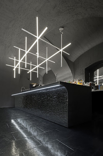 Spin Cocktail Bar - Bratislava