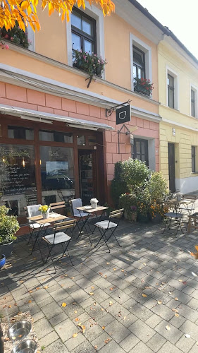 Kaviareň Poetika - Banská Bystrica