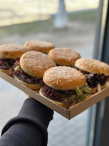 Opinii despre Kontajner StreetFood în Štúrovo - Gastronómia a pohostinstvo