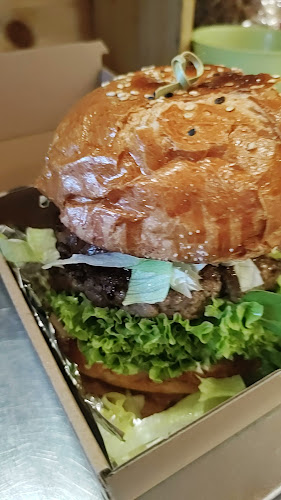 Opinii despre Boston drive în Bratislava - Gastronómia a pohostinstvo