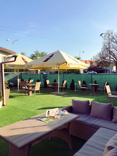 Royal Cafē & Fresh Bar - Levice