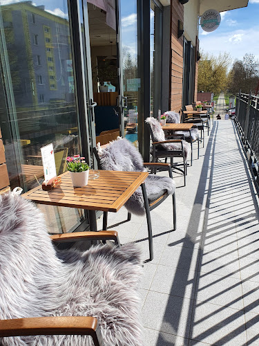 Pizzeria & Caffé bar - Gastronómia a pohostinstvo