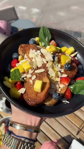 Koshi café and restaurant