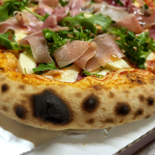 Pizza Boss & Boss Burgers - Gastronómia a pohostinstvo