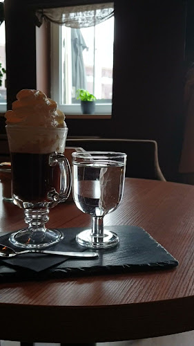 Opinii despre Chillhouse coffee & wine în Pezinok - Gastronómia a pohostinstvo