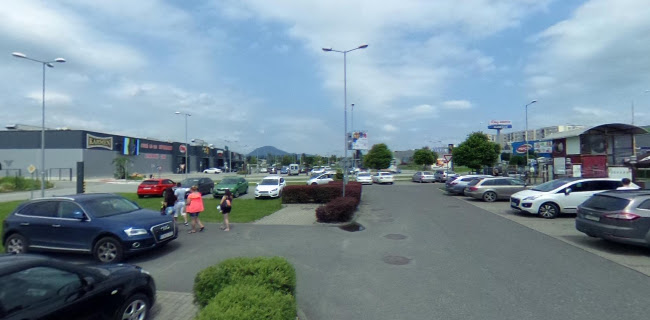 McDonald's - Gastronómia a pohostinstvo