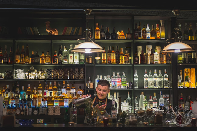 Etage Bar - Gastronómia a pohostinstvo