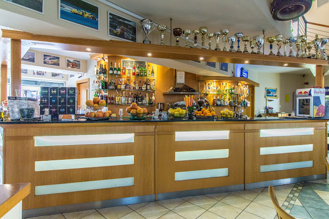 Opinii despre Reštaurácia Racing în Podunajské Biskupice - Gastronómia a pohostinstvo