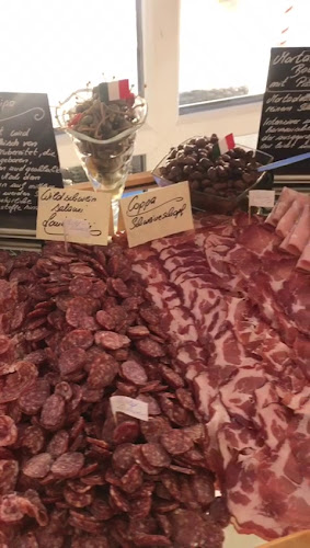 Opinii despre La Famiglia Tatry în Vysoké Tatry - Gastronómia a pohostinstvo