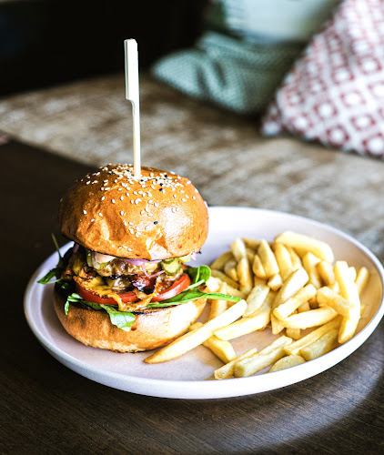 Urban Bistro - Gastronómia a pohostinstvo