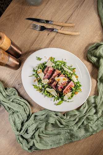 Opinii despre TOWERS Prime Steakhouse | since 2009 în Bratislava - Gastronómia a pohostinstvo