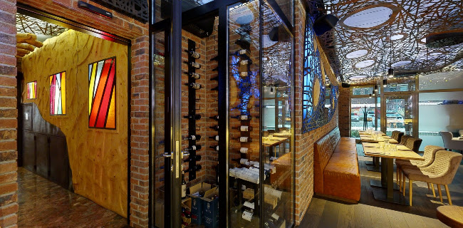 Opinii despre Meet Meat Restaurant & Bar în Petržalka - Gastronómia a pohostinstvo