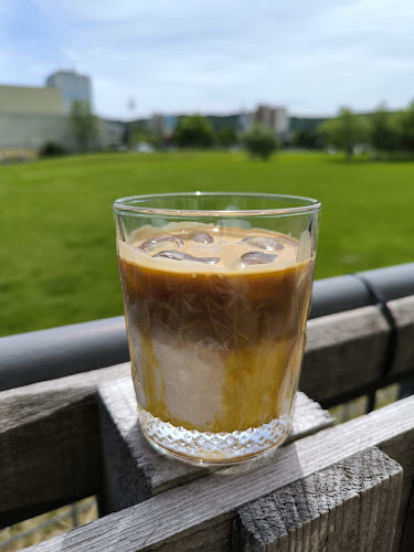 Opinii despre Potulka Garden & Coffee în Dúbravka - Gastronómia a pohostinstvo