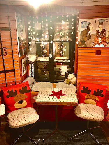 Comentarii opinii despre Drink in gallery Andy