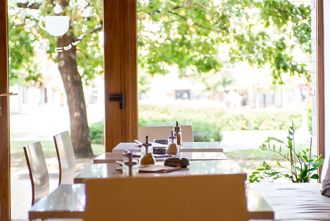 Aqua Caffé - Gastronómia a pohostinstvo