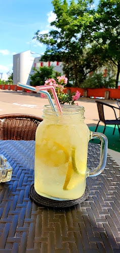 Mlynarovičova 2493/16, 851 03 Petržalka