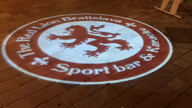 Opinii despre The Red Lion în Bratislava - Gastronómia a pohostinstvo