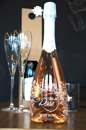 Comentarii opinii despre Arch Caffe