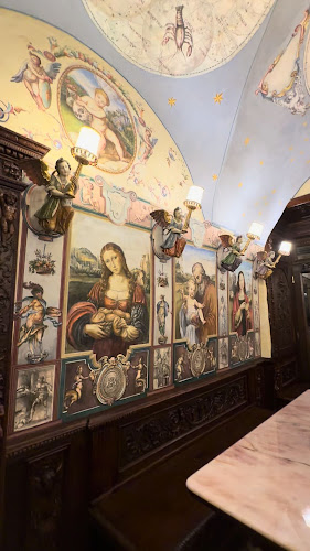 HISTORISCHE CONDITOREI CUKRAREN