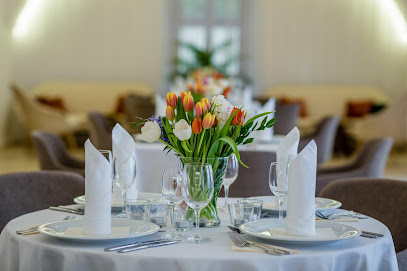 Castel Mierovo (Pension & Restaurant)