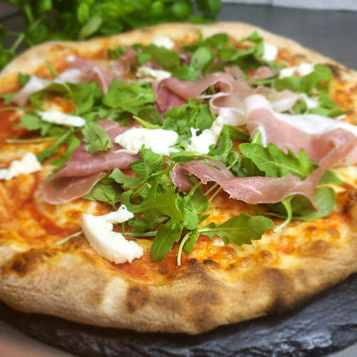 Opinii despre Pizza Boss & Boss Burgers în Dúbravka - Gastronómia a pohostinstvo