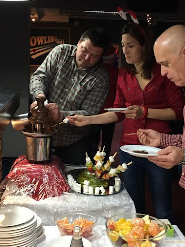 Opinii despre Bowling Disco Club în Dúbravka - Gastronómia a pohostinstvo